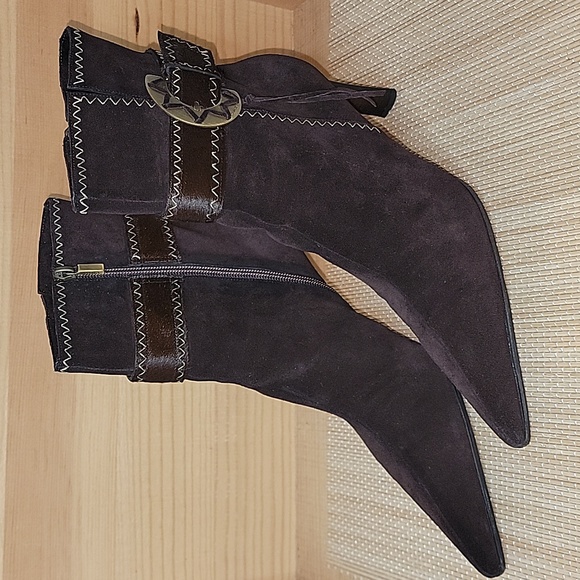 Casadei sz10 Suede Zip Boots with Pony Hair Buckle - Picture 4 of 13
